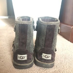 Toddler sz 7 UGG boots